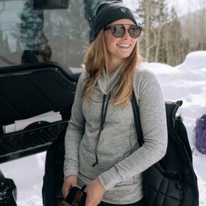 KUHL Leah Pullover Sweatshirt Grey Knit Cowl Neck Thumb Holes Size L‎